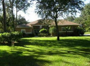 18924 Adams Country Way, Lutz, FL 33559