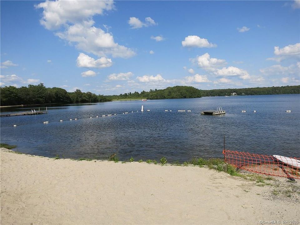 2nd image of 40 Gardner Lake Hts