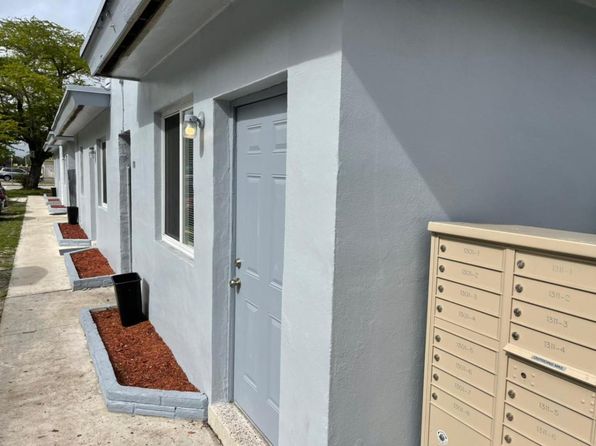 1301-1325 Sharazad Blvd #1321-1, Opa Locka, FL 33054 – 1-bedroom rental in Opa Locka