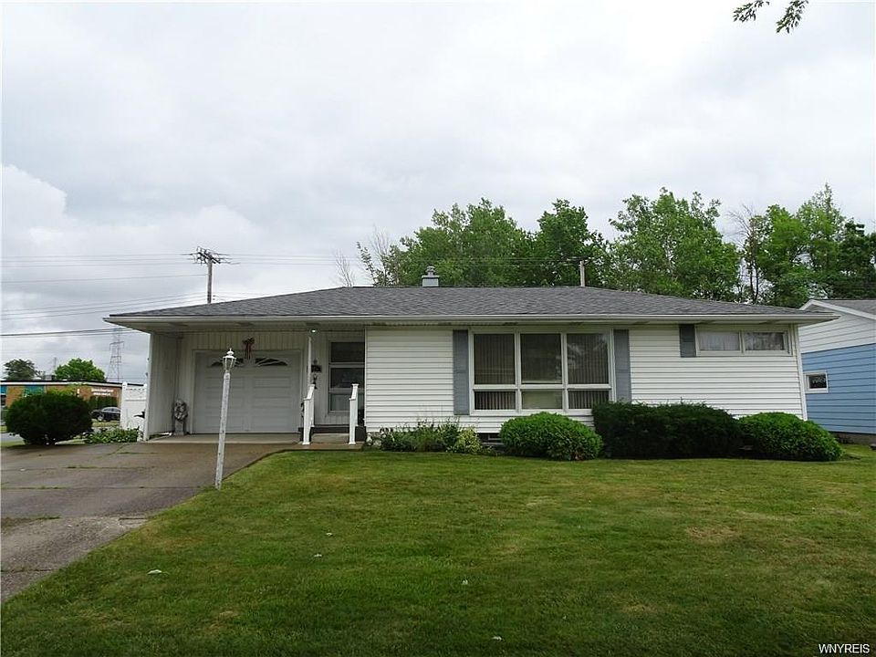 1st image of 373 Evergreen Dr