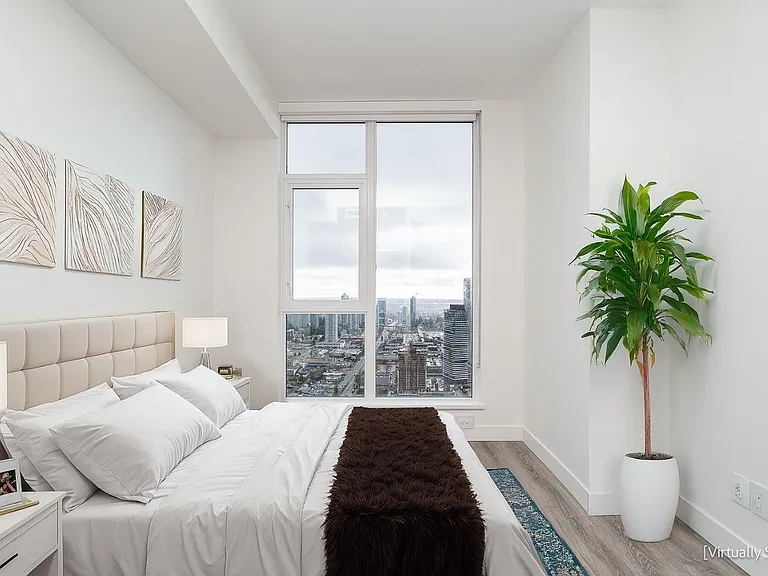10750 135a St #4205 — Photo 16