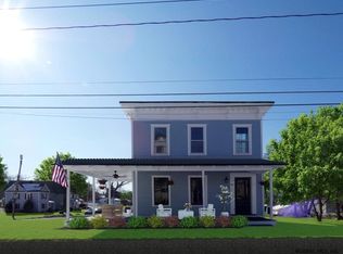 57 2nd St, Amsterdam, NY 12010