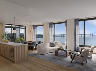 4 Lighthouse Landing #210, Tarrytown, NY