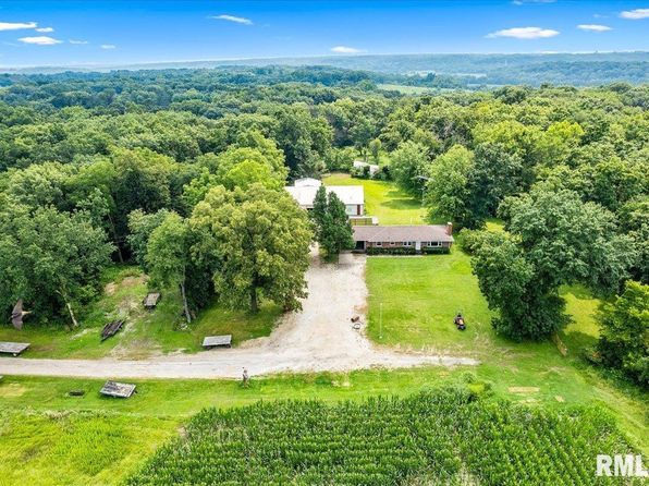 1638 Knox Highway 15, Dahinda, IL 61428