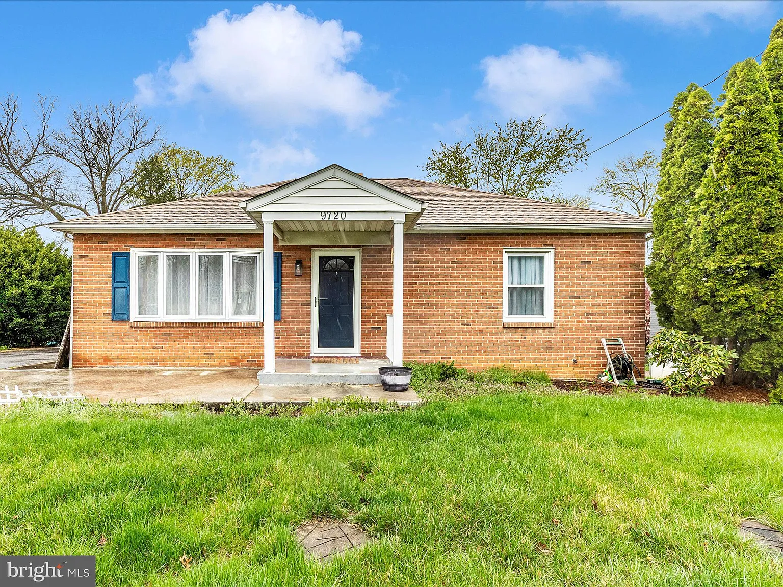 9720 Sharpsburg Pike photo 1