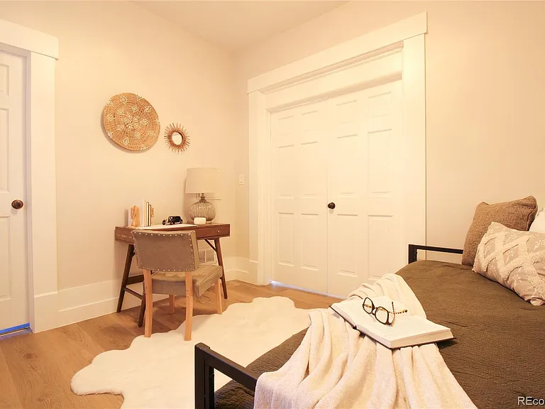 1544 N Downing St — Photo 5
