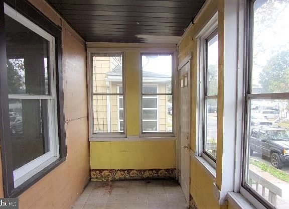 3rd image of 319 High St