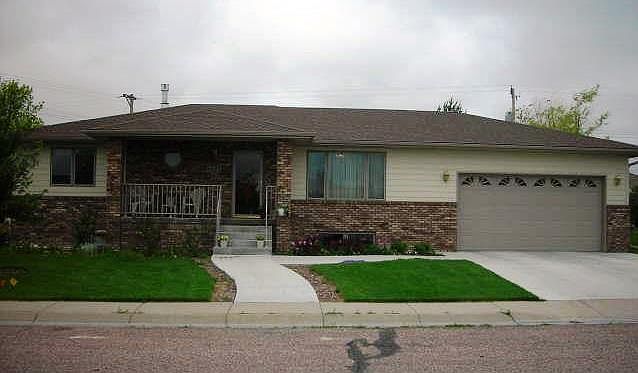 1025 Pioneer Dr Gering NE 69341 Zillow