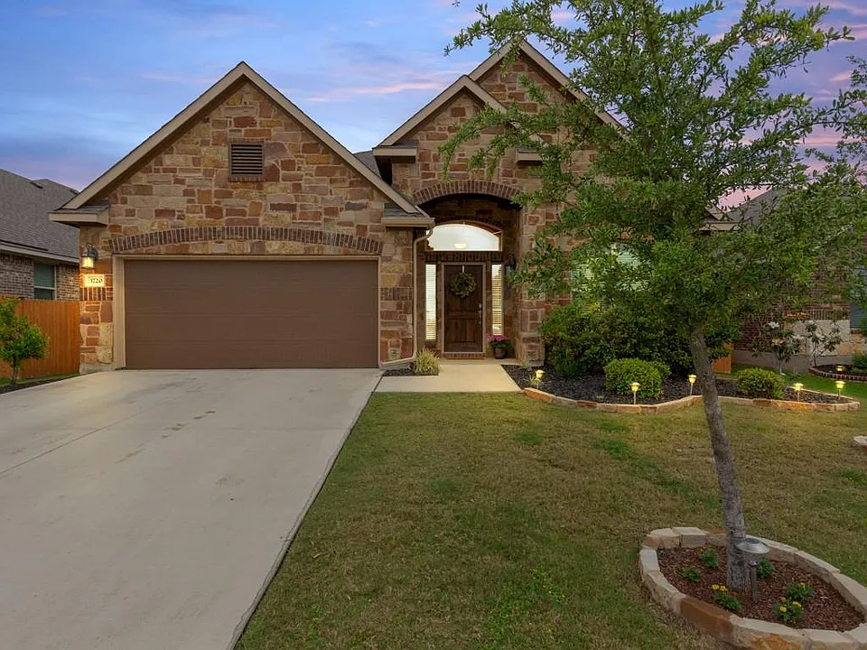 3720 Lunet Ring Way