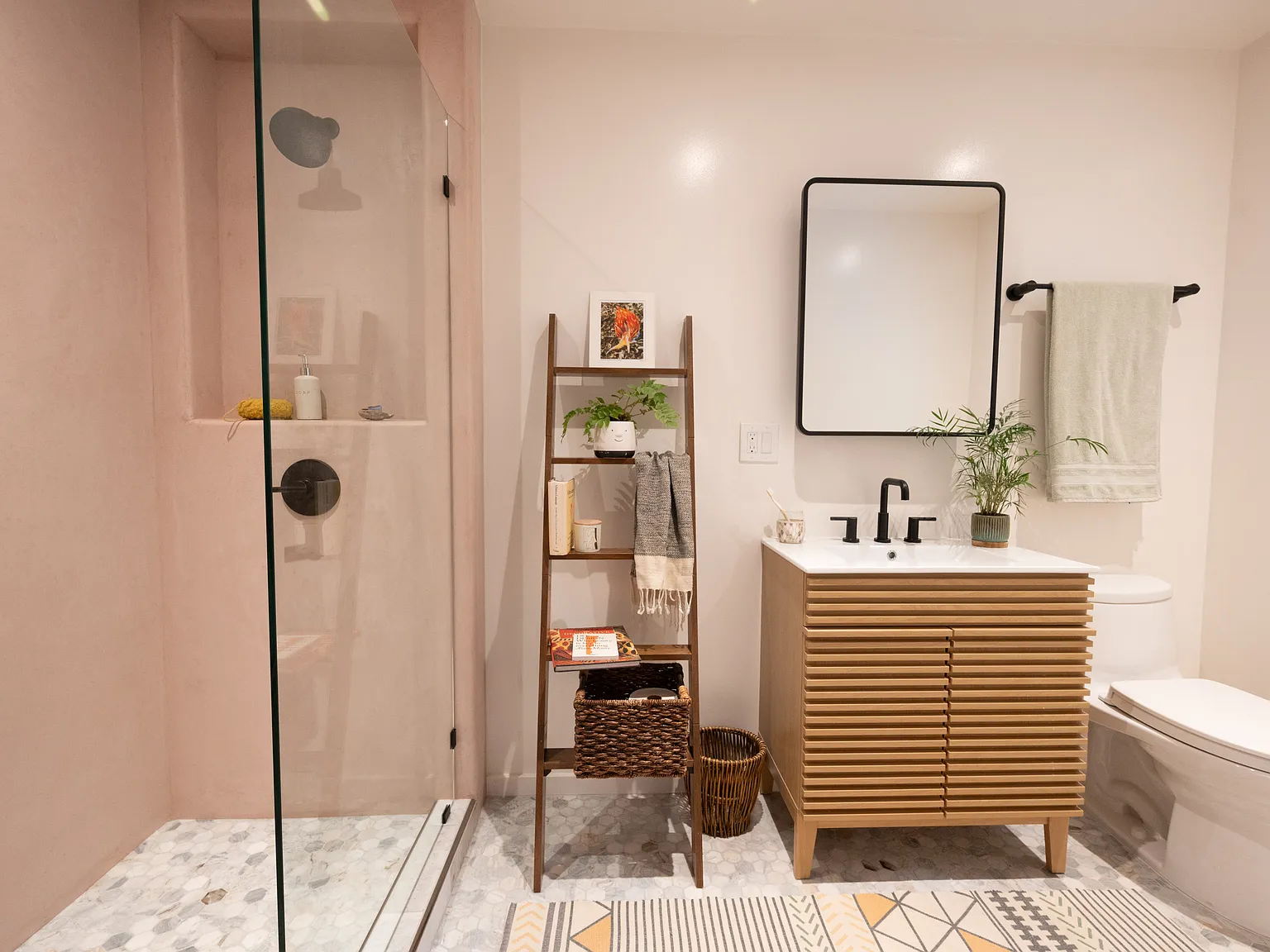 1 bed, 600 sqft, $2,500 — Photo 2