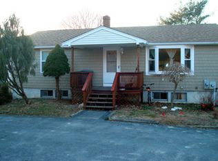 1385 Main Rd, Tiverton, RI 02878