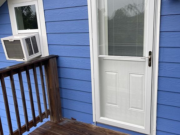 2nd image of 1057 Savely Rd #A