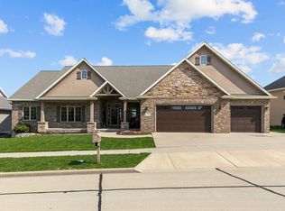 310 E Bluewater Way, Appleton, WI 54913