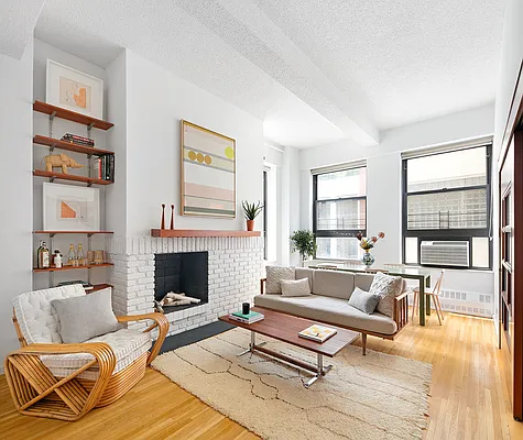 Sold by Compass | media 5