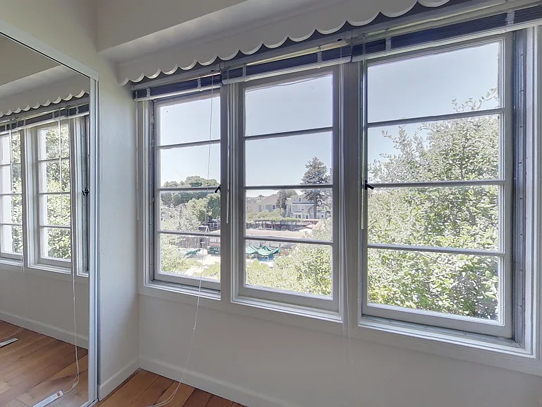 2412 Ellsworth St. — Photo 28