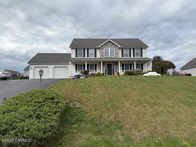 1st image of 135 Karr Dr