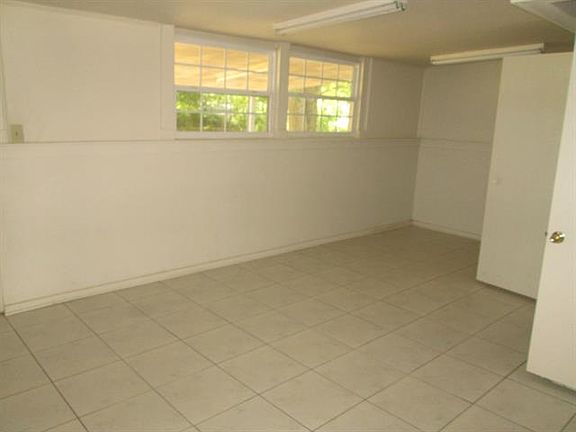 3rd image of 2632 Hearthstone Dr