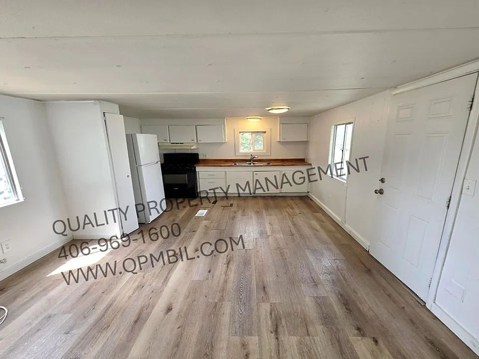 1807-1821 Canary Ave #3909-3911
