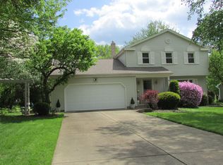 1857 Alverne Dr, Poland, OH 44514