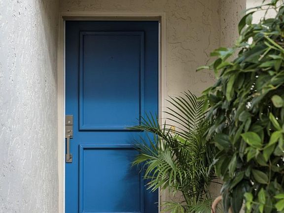 3rd image of 4221 Ponce Dr