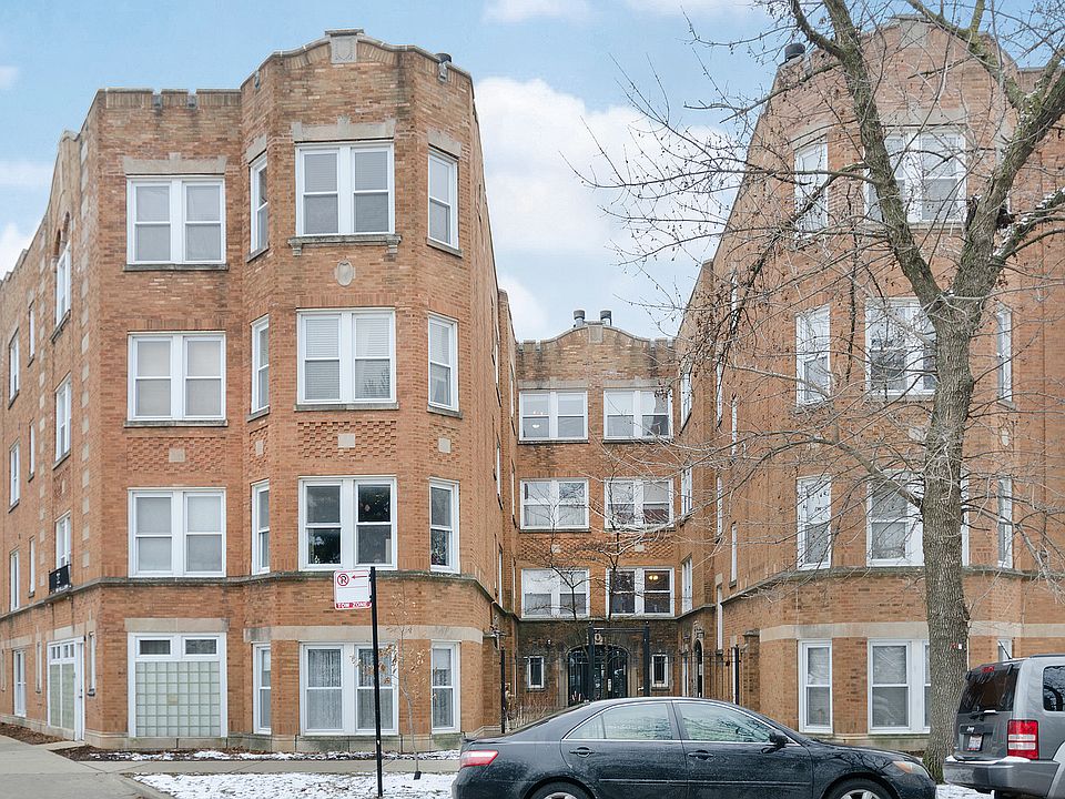 1st image of 2915 W Leland Ave APT 3E