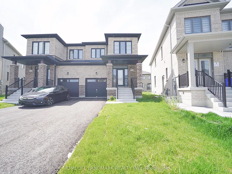36 Thelma Dr — Photo 1