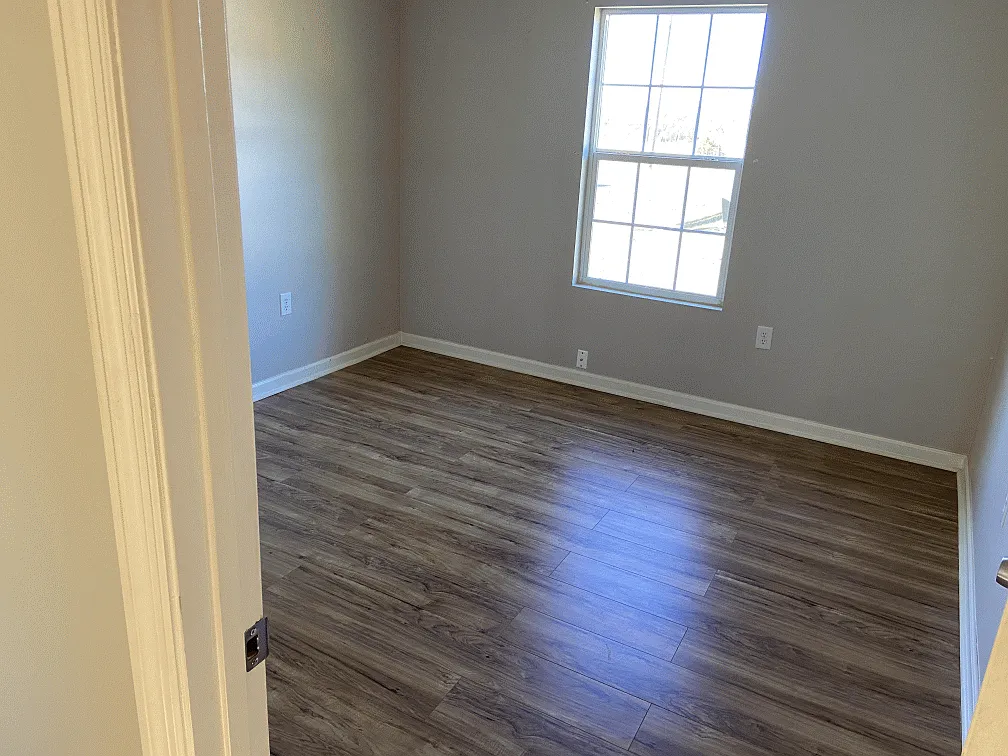 2 bed, 900 sqft, $1,100 — Photo 4