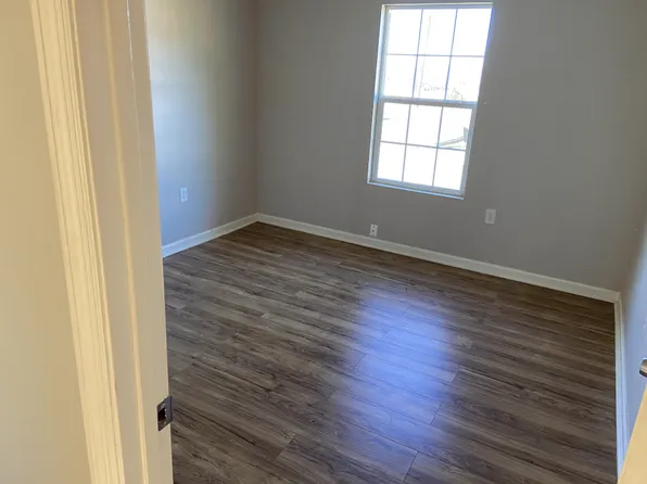 201 Fern Bank Dr #A, Hazel Green, AL 35750