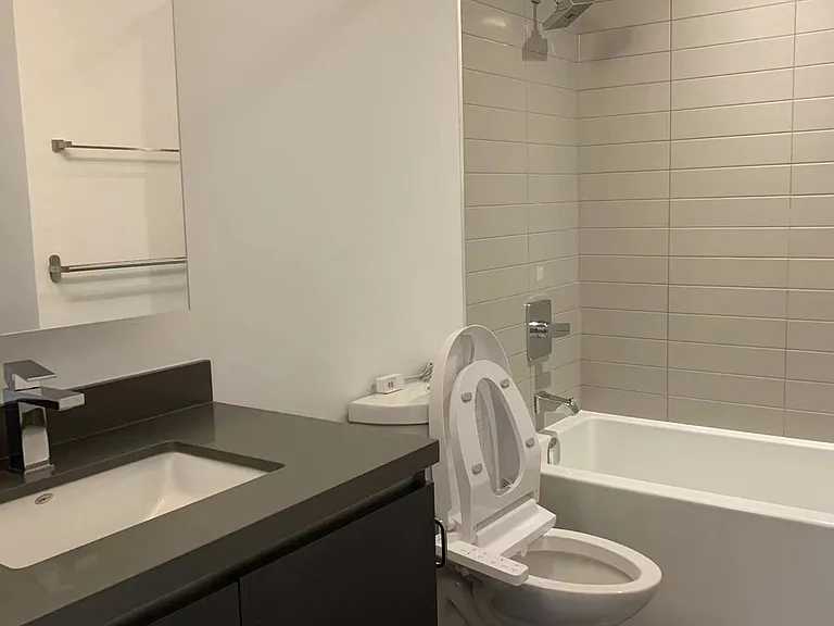 396 Highway 7 E #806 — Photo 10