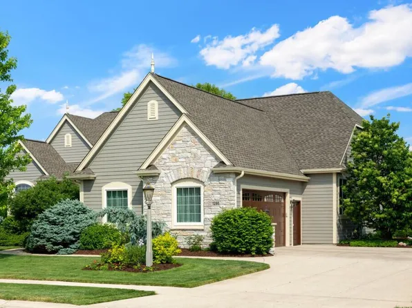 1290 Winterberry ROAD, Oconomowoc, WI 53066