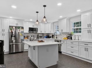 74 Barberry Ln, Churchville, PA 18966