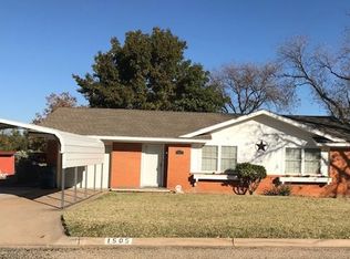 1505 E 12th St, Sweetwater, TX 79556