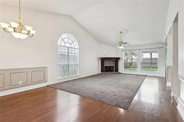 1109 Marlowe Ct — Photo 9