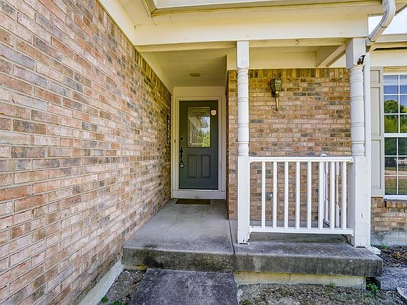4th image of 6711 Woodland Trace Ct