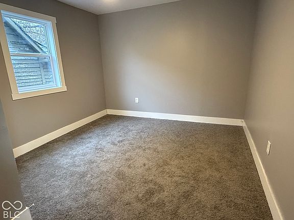 2nd image of 2518 Columbia Ave