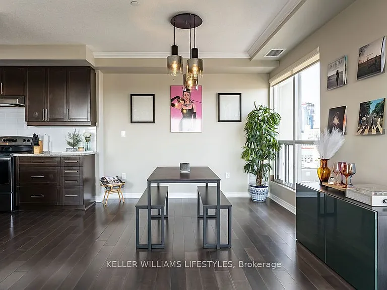 330 Ridout St N #804 — Photo 4