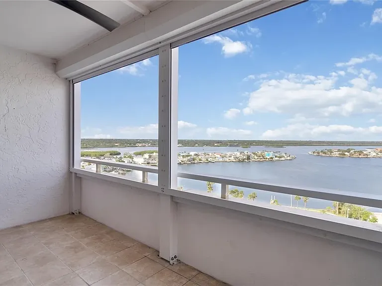 17920 Gulf Blvd #1401 — Photo 45