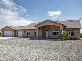 13439 Smith Rd, Phelan, CA 92371