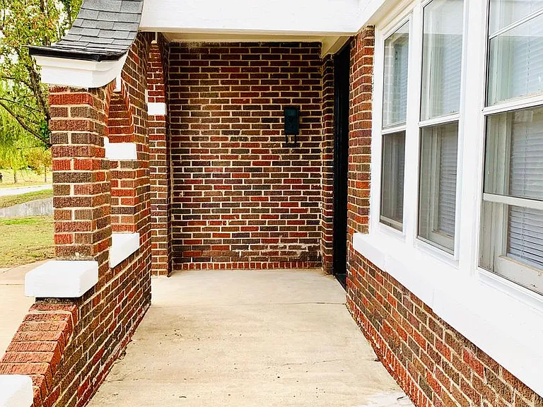 2732 NW 12th St — Photo 12