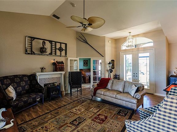 5th image of 17161 Anthem Ln
