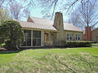 555 Ringling Rd, Crystal Lake, IL 60014