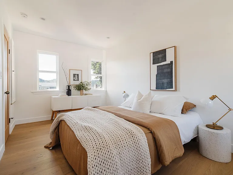 1134 Isabel St — Photo 15