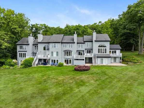 5433 Windigo, Harbor Springs, MI 49740
