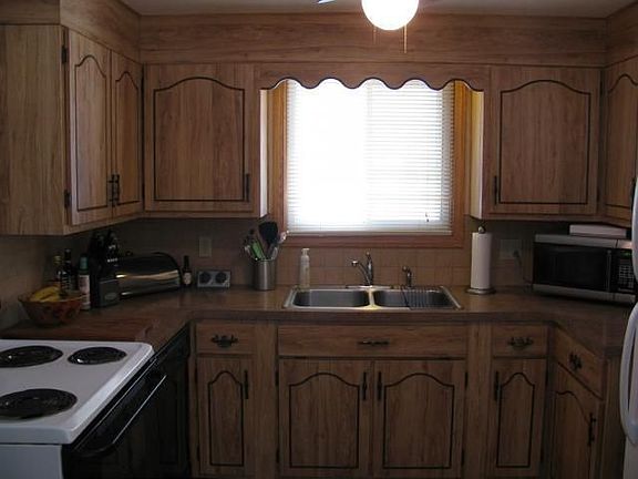 2nd image of 193 Broezel Ave
