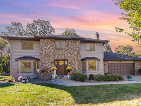 2100 Viburnum Trl, Eagan, MN 55122