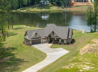 185 Stately Oak Dr, Huntingdon, TN 38344