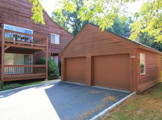 304 Ridgetop Ln, Brewster, NY 10509