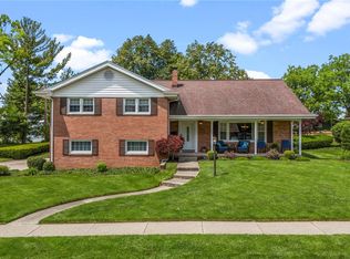 994 Meadow Ln, Xenia, OH 45385