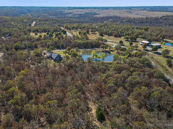 5th image of Wildwood Dr