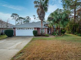 7139 Blue Jack Dr, Navarre, FL 32566